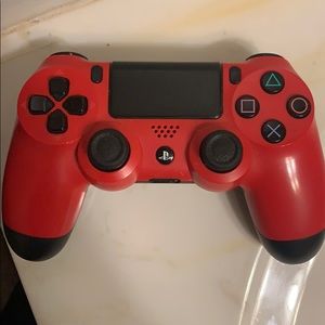 Playstation 4 dual-shock controller - Red